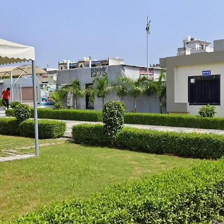 The Carnation Hotel & Resort-2